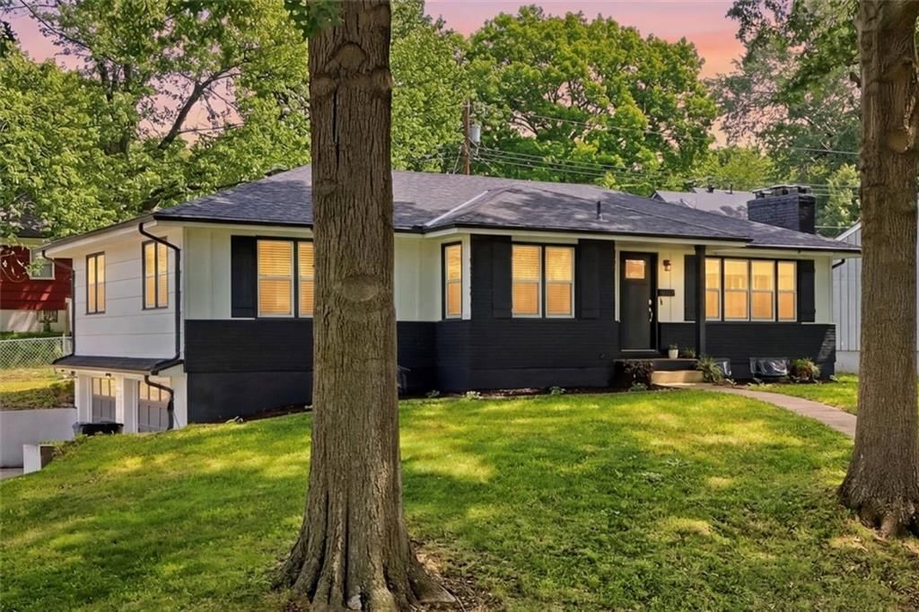 9500 E 79th Terrace, Raytown, MO