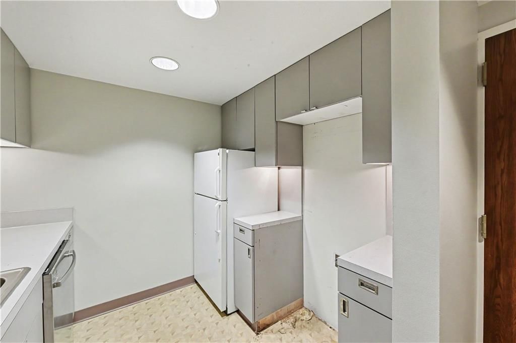 2525 Main Street — photo 14