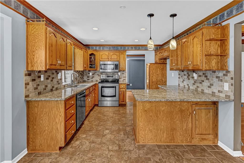 906 Pine Crest Avenue — photo 10