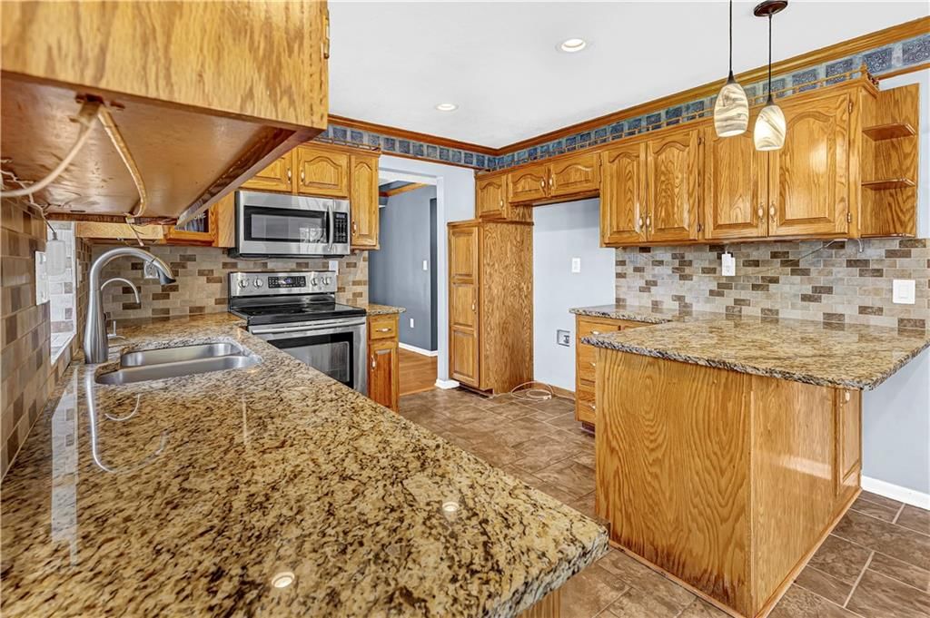 906 Pine Crest Avenue — photo 12