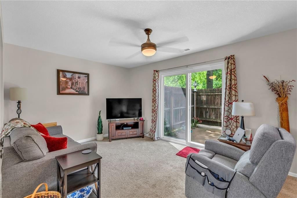 5456 SW 12th Terrace — photo 7