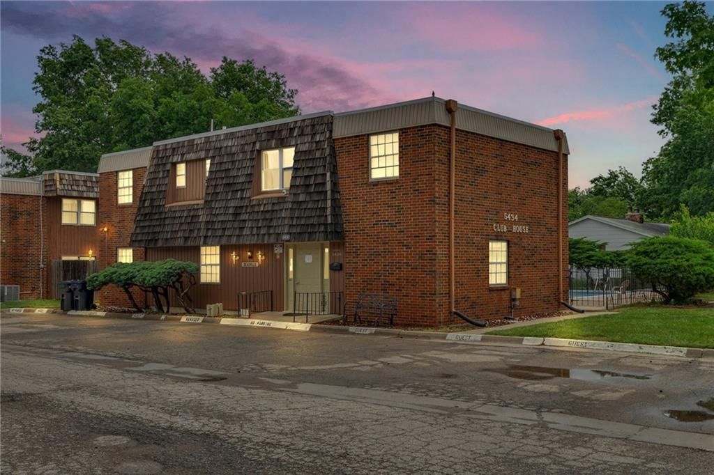 5456 SW 12th Terrace — photo 29