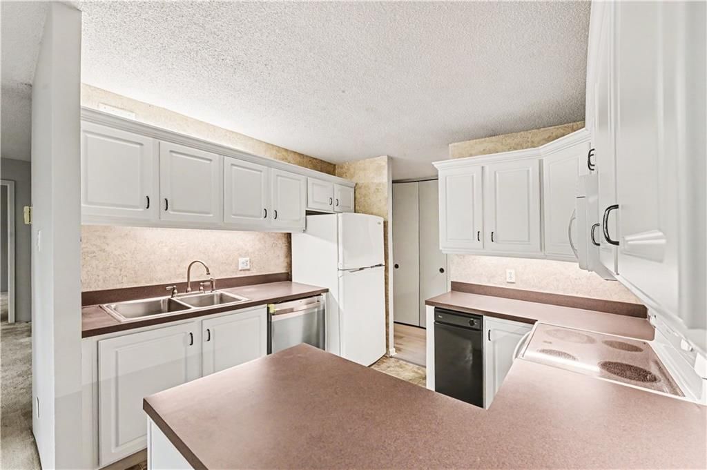 2525 Main Street — photo 5