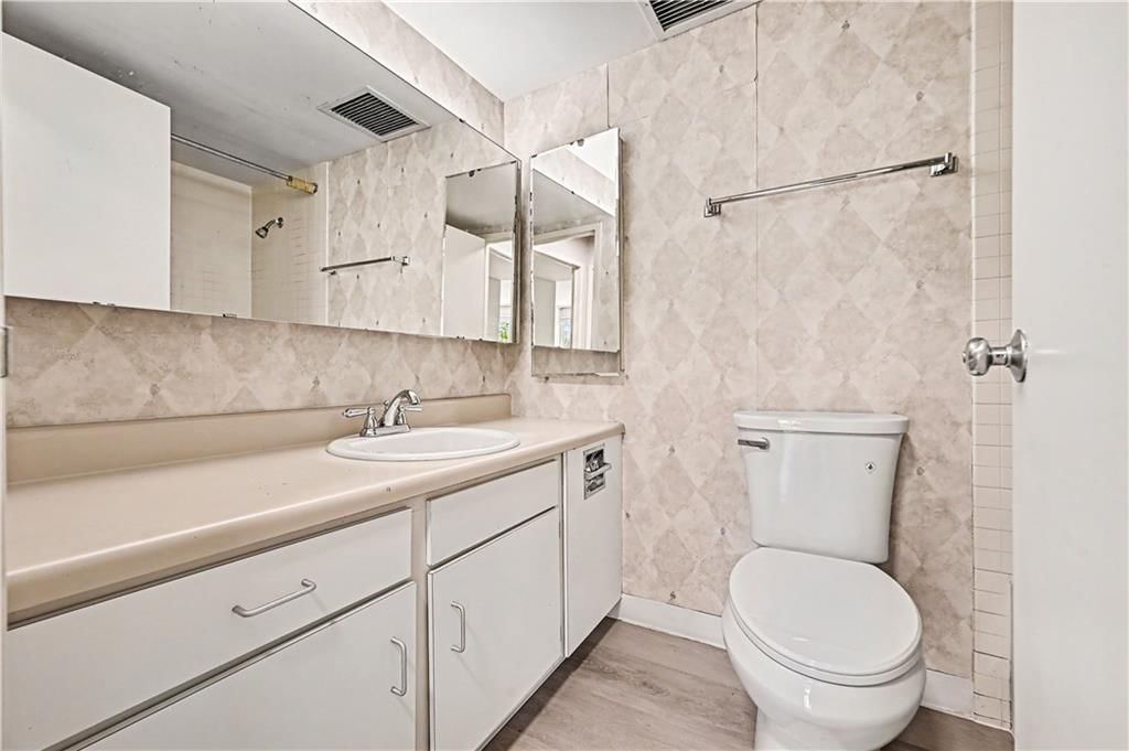 2525 Main Street — photo 18