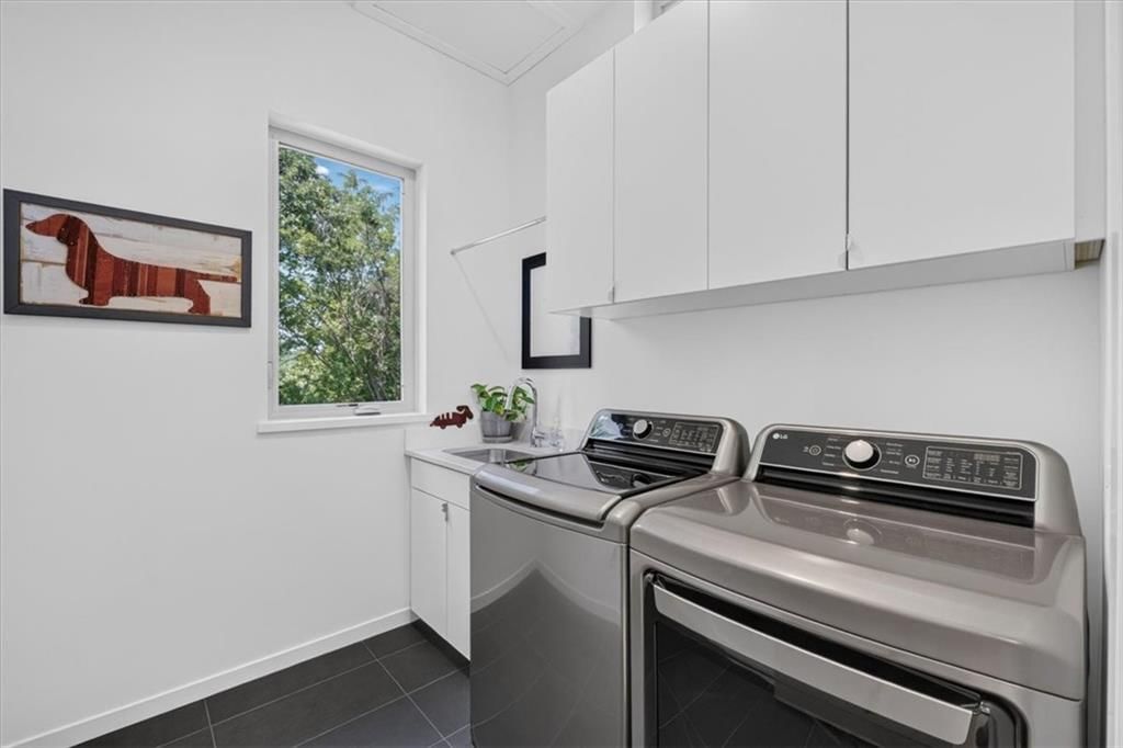 10600 Chateau Lane — photo 40