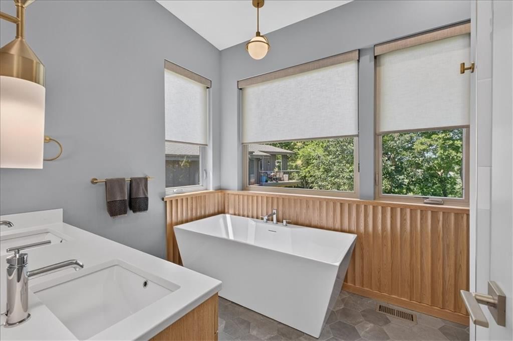 10600 Chateau Lane — photo 51