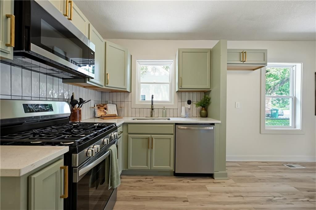 104 N Huttig Avenue — photo 5