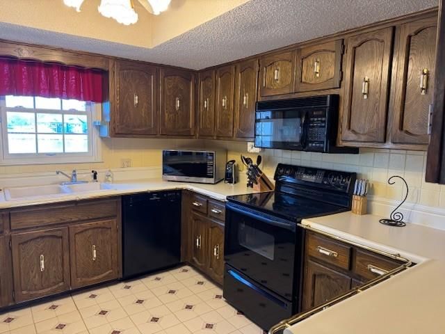 802 E Concord Drive — photo 11