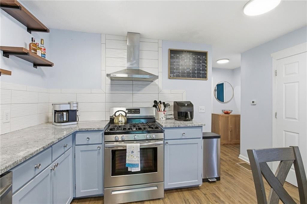 3928 Booth Street — photo 10