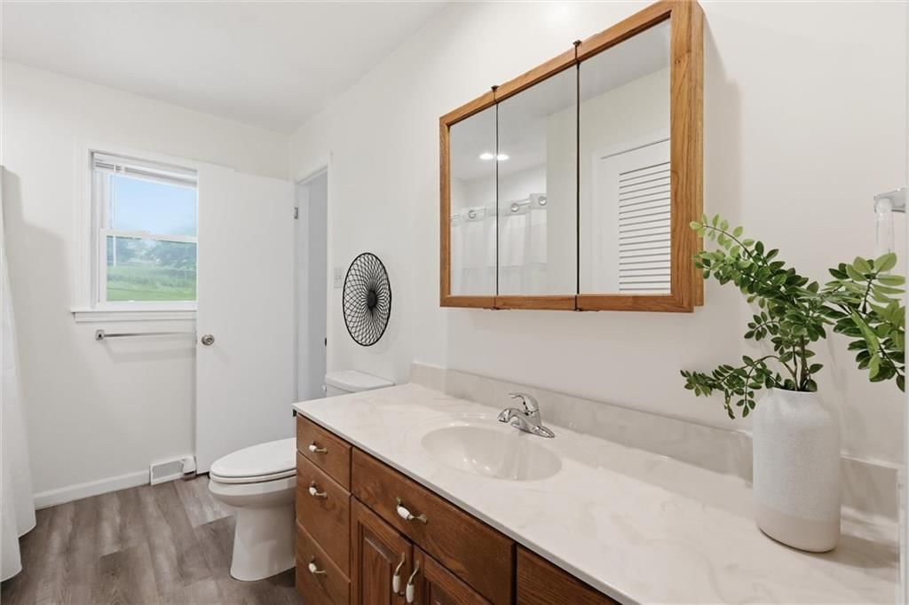 10601 Walrond Avenue — photo 20