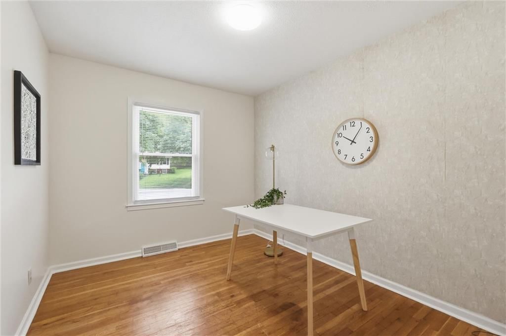 10601 Walrond Avenue — photo 23