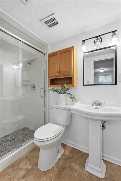 10601 Walrond Avenue — photo 25
