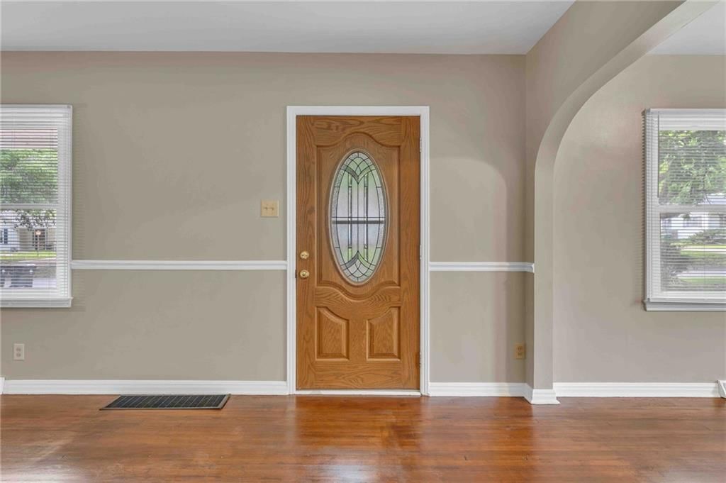 2212 SW Burnett Road — photo 7