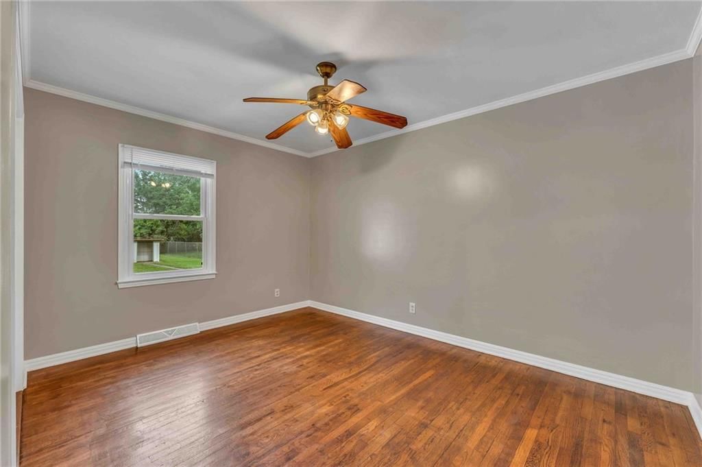 2212 SW Burnett Road — photo 17