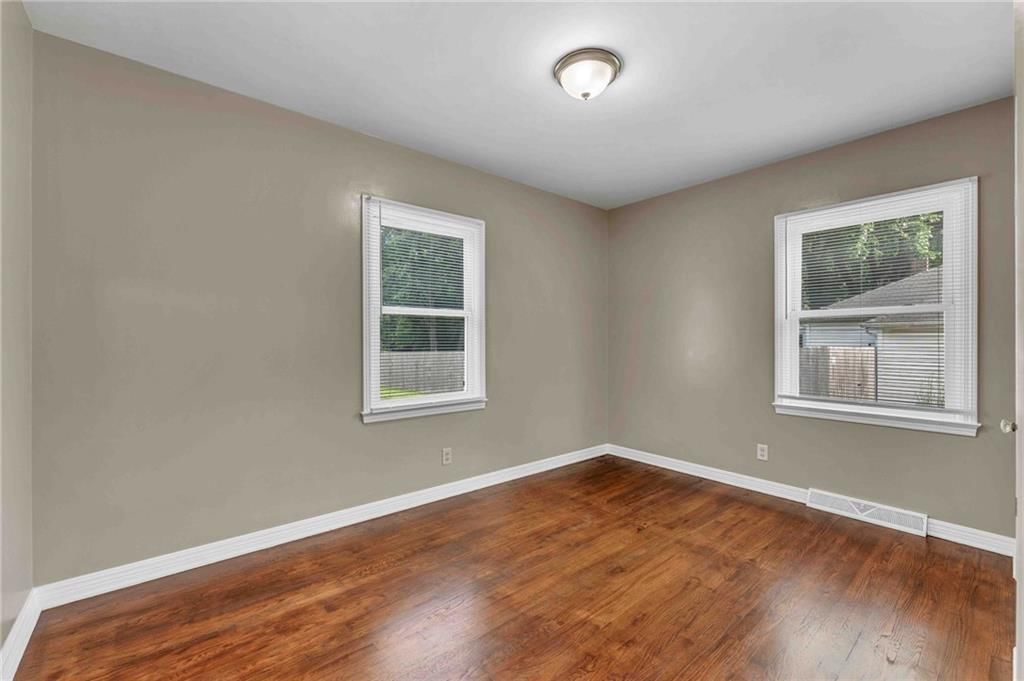 2212 SW Burnett Road — photo 22