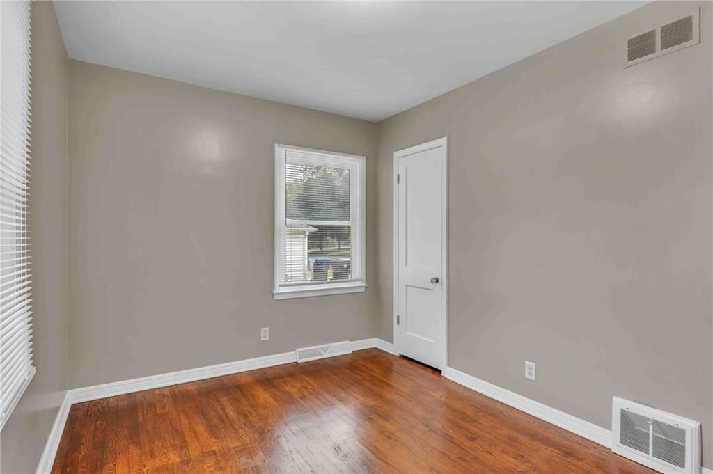 2212 SW Burnett Road — photo 23