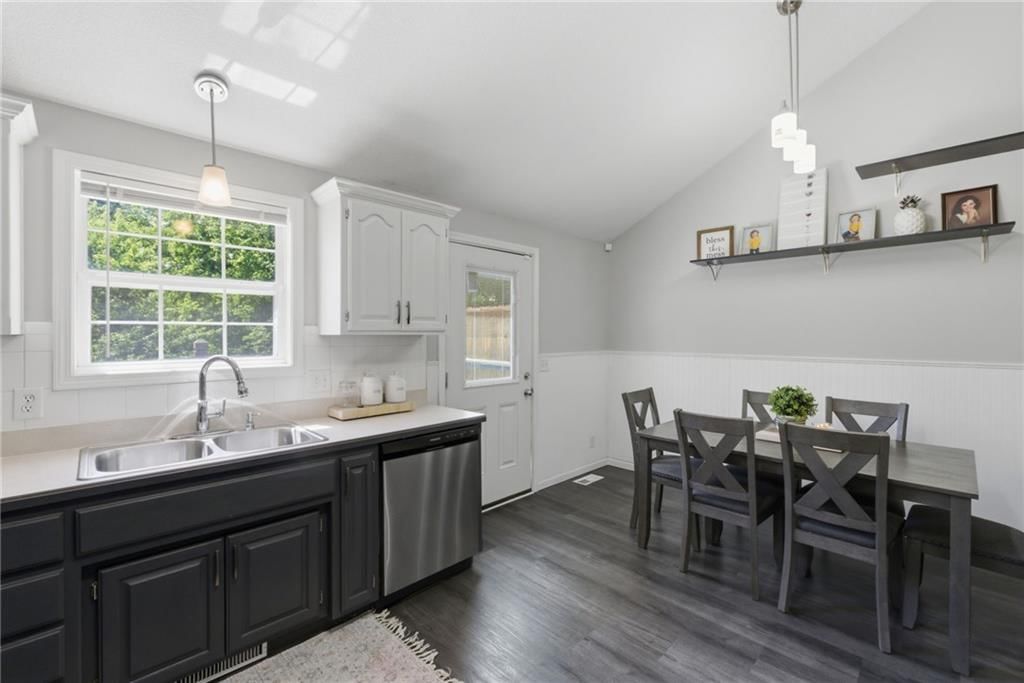 6706 S Brookside Road — photo 11