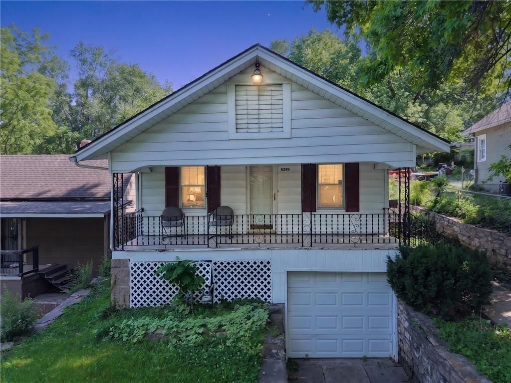 6249 E 9th Street — photo 23