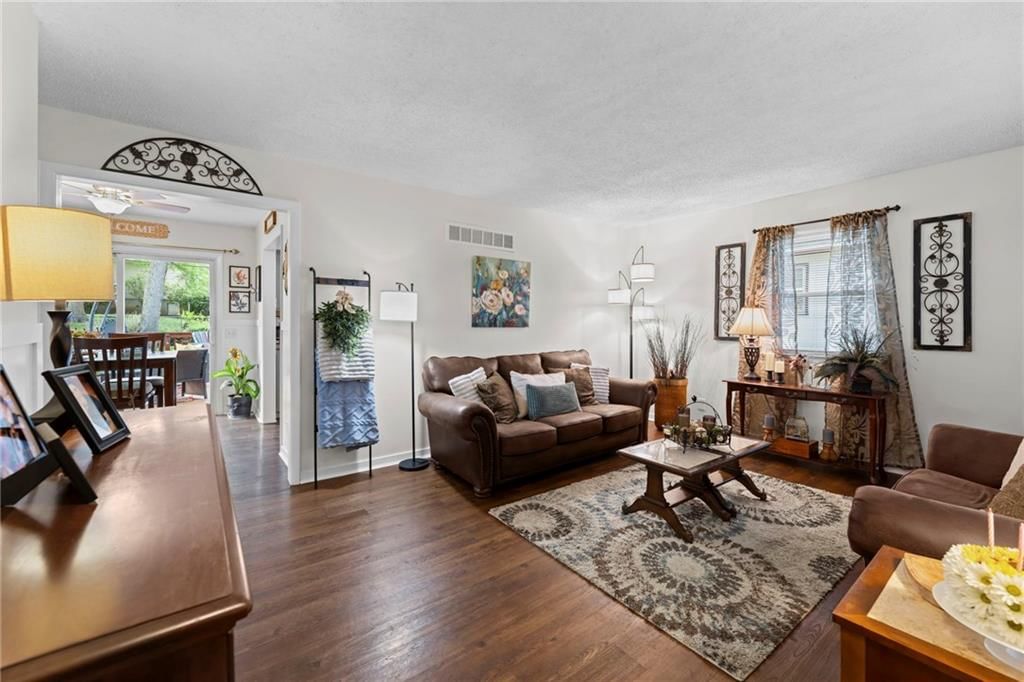 14113 W 92ND Terrace — photo 4