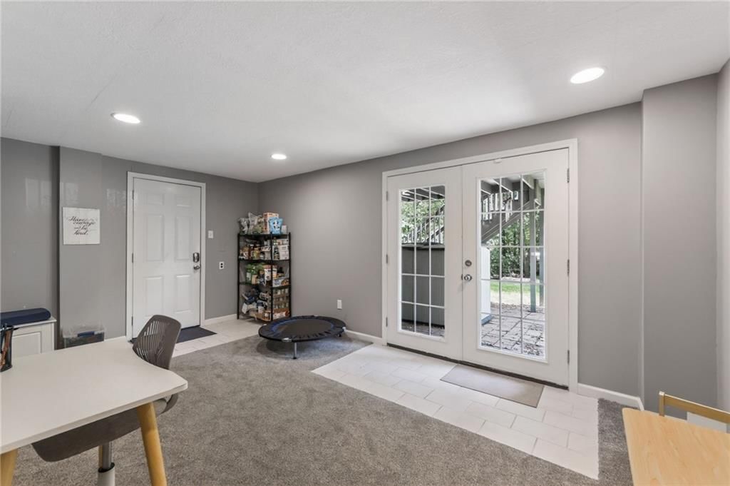 8019 N Brooklyn Avenue — photo 19