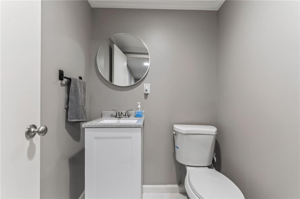 8019 N Brooklyn Avenue — photo 25