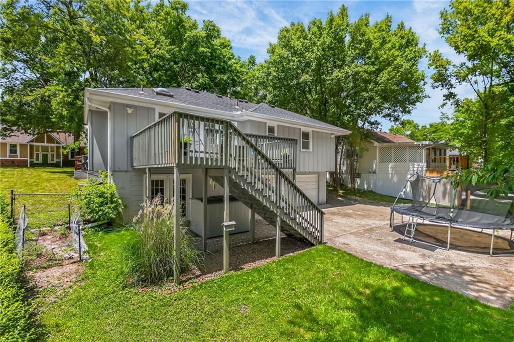 8019 N Brooklyn Avenue — photo 30