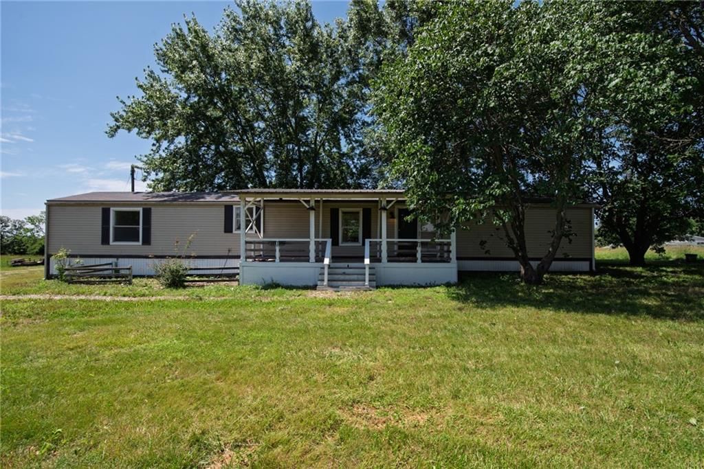 1722 NW 655th Road, Kingsville, MO
