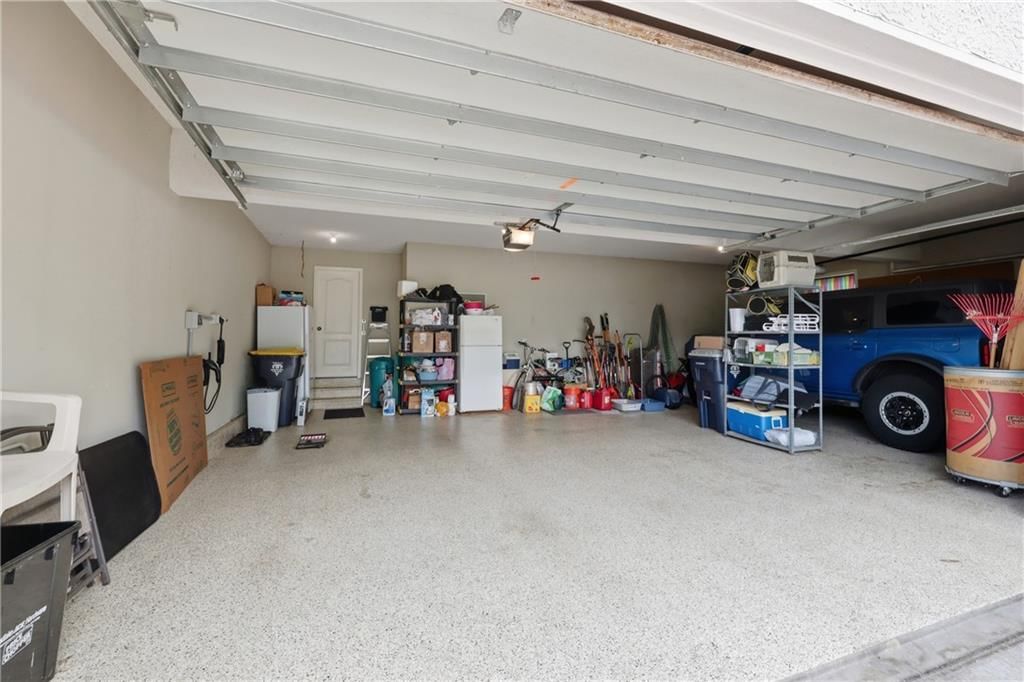 6121 N Cypress Court — photo 31