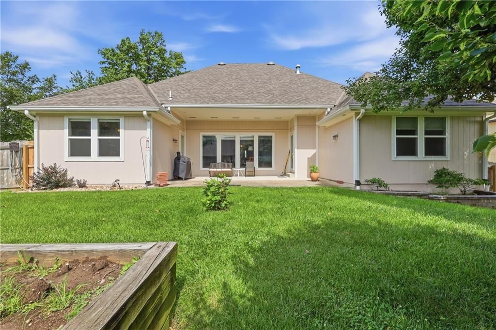 6121 N Cypress Court — photo 35