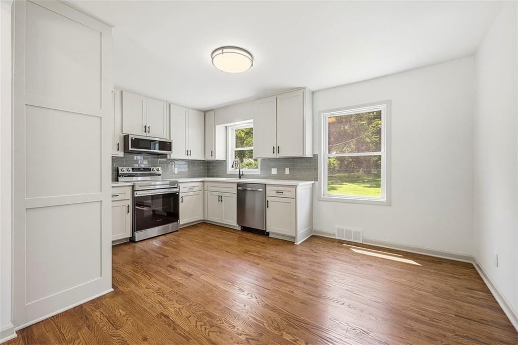11115 W 68th Street — photo 9