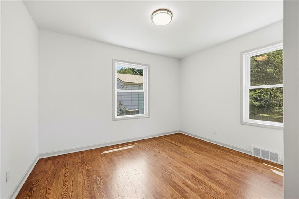11115 W 68th Street — photo 17
