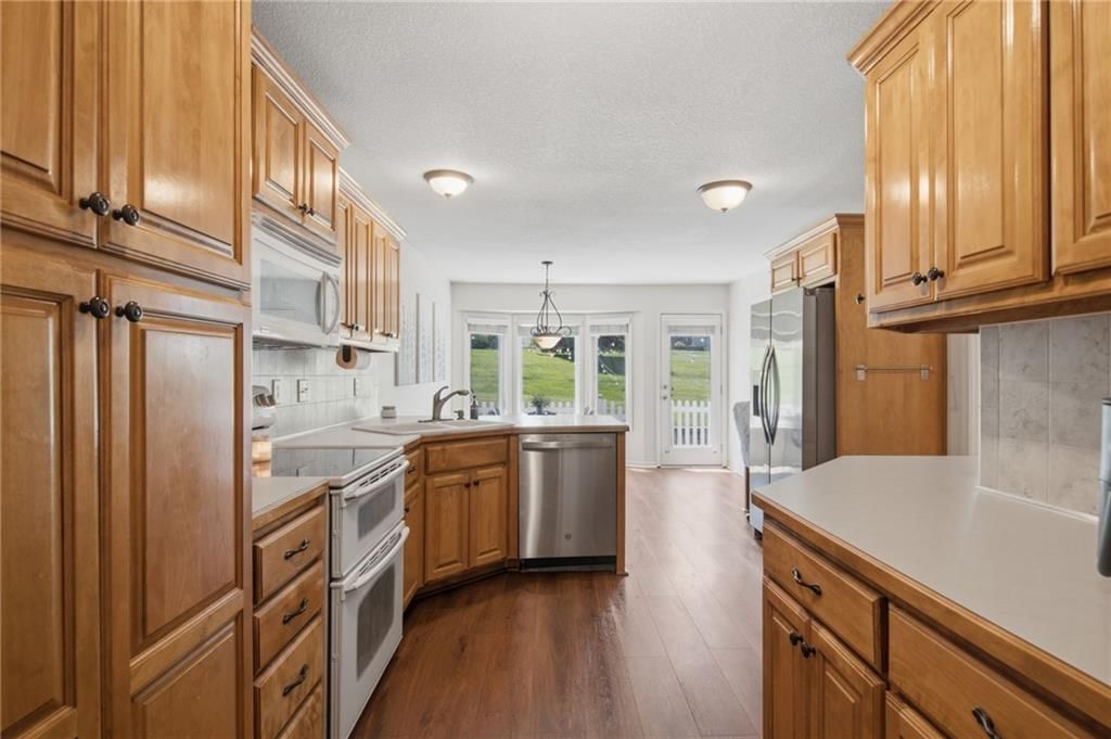 9428 N Ditzler Avenue — photo 17