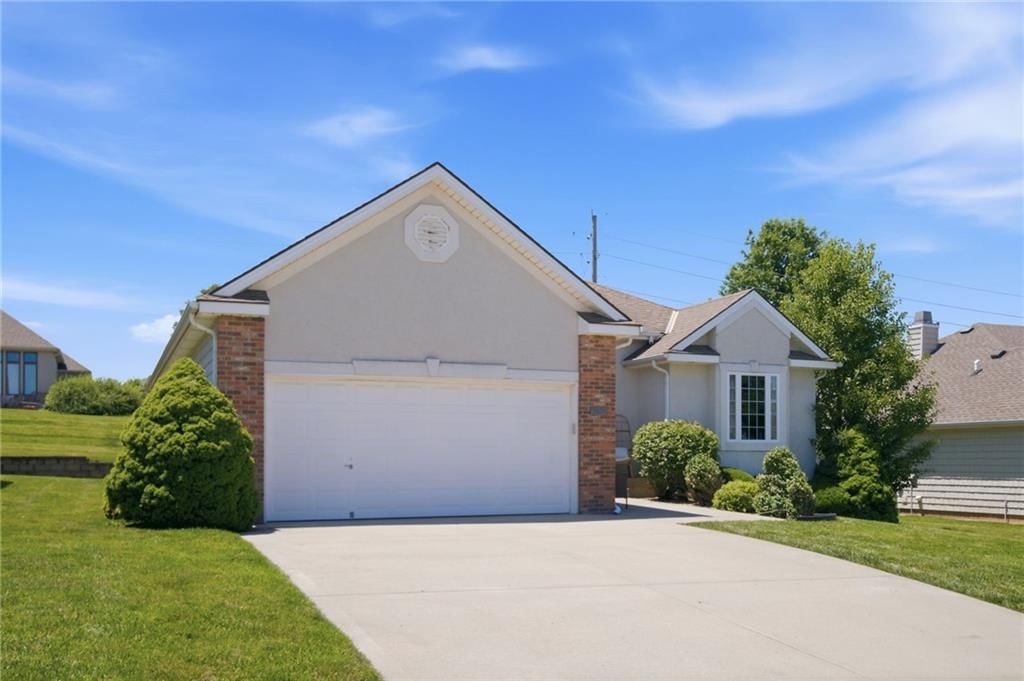 9428 N Ditzler Avenue — photo 41