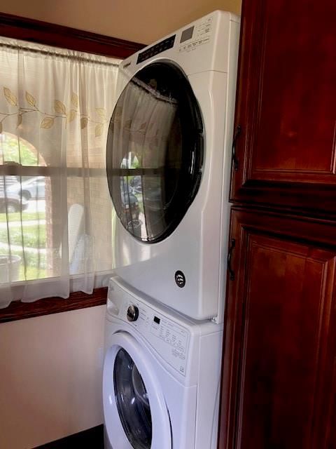 Photo 5 of 7 - 1824 E 47 Terrace, Kansas City, MO 64130
