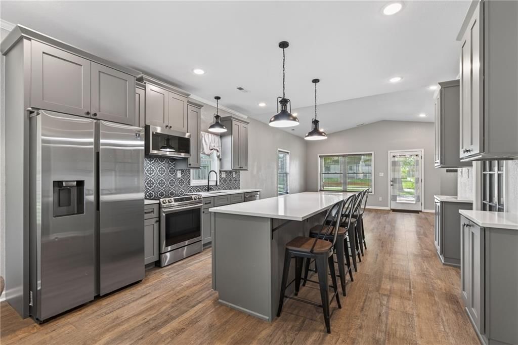 606 Retan Avenue — photo 11