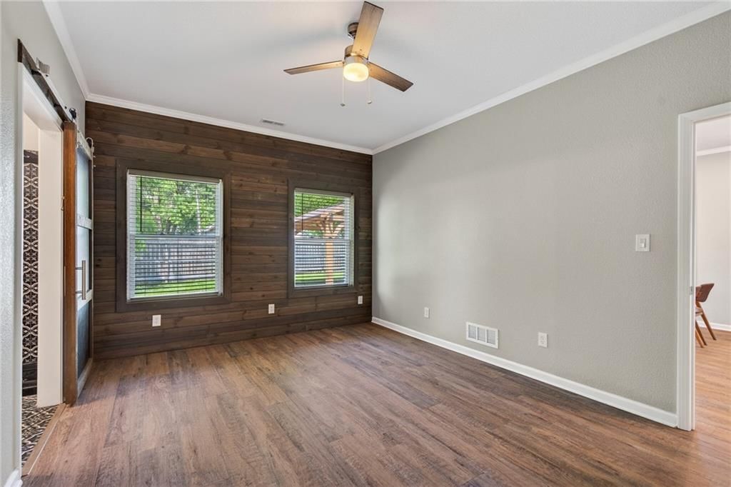 606 Retan Avenue — photo 17