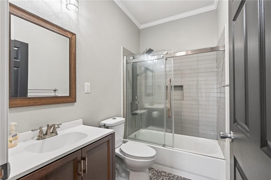 606 Retan Avenue — photo 26