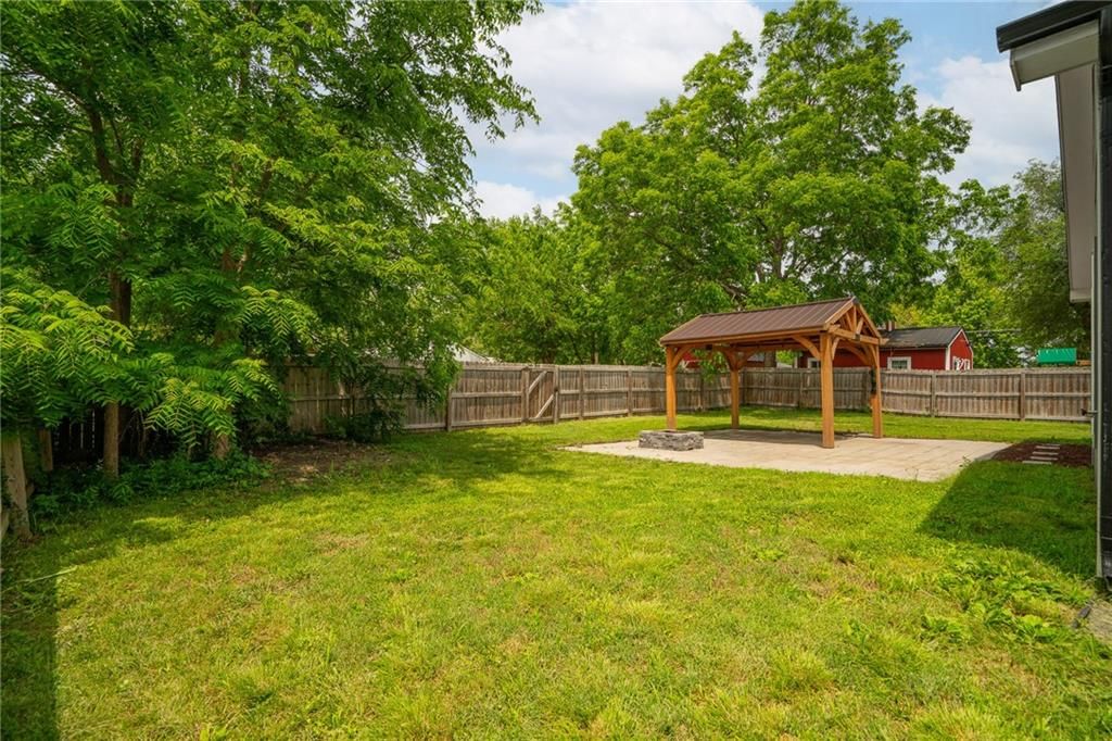 606 Retan Avenue — photo 30