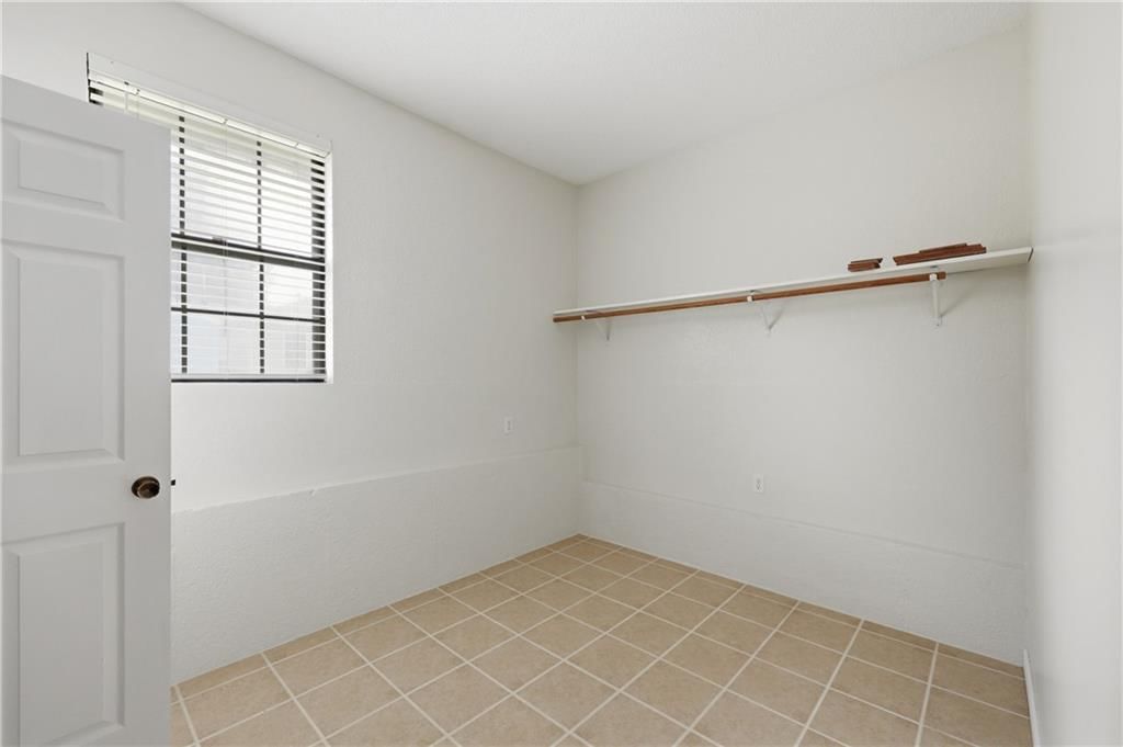 1712 S Hands Street — photo 52