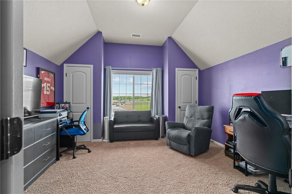 1518 Creekmoor Drive — photo 13