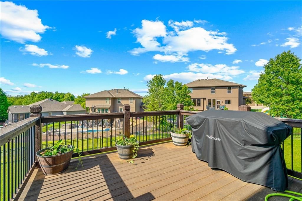 1518 Creekmoor Drive — photo 25