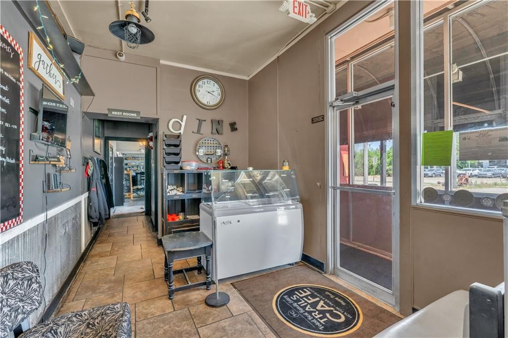 601 Arizona Avenue — photo 12