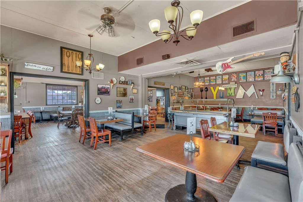 601 Arizona Avenue — photo 15