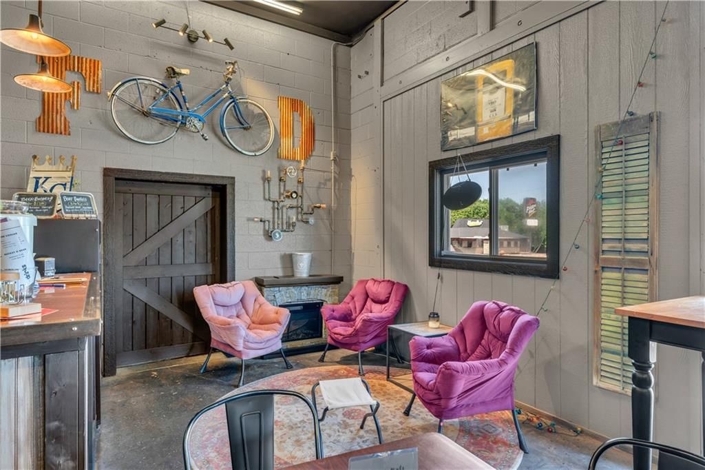 601 Arizona Avenue — photo 32