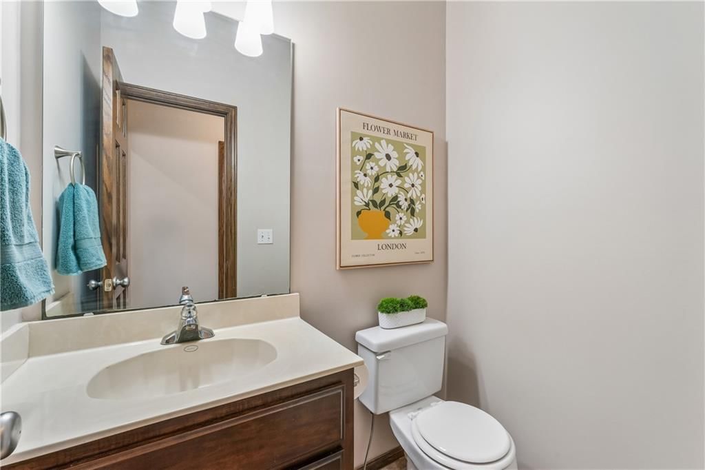 16200 Ballentine Street — photo 17