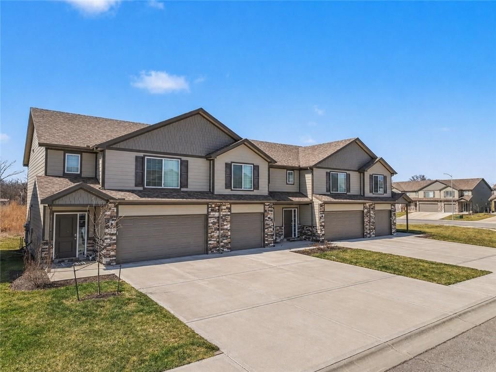 1500 NE Shale Court — photo 5