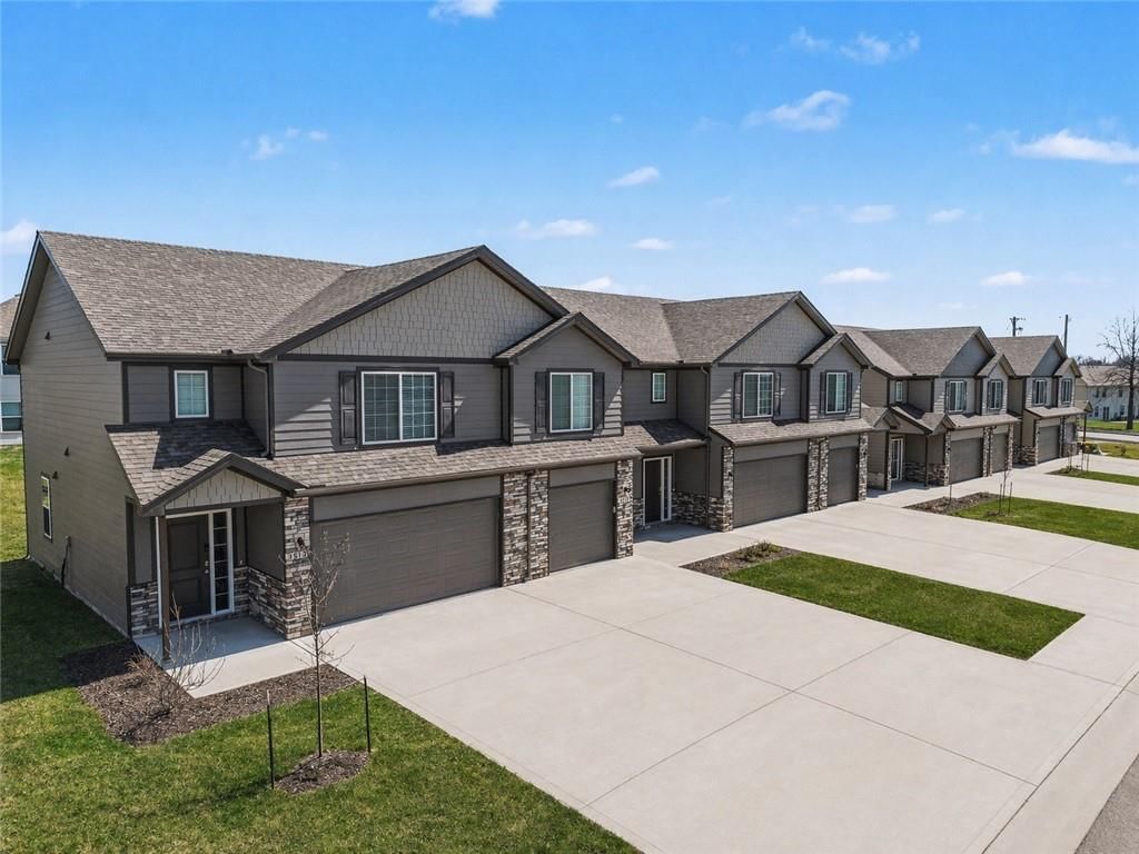 1500 NE Shale Court — photo 10
