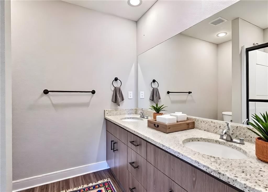 1500 NE Shale Court — photo 17