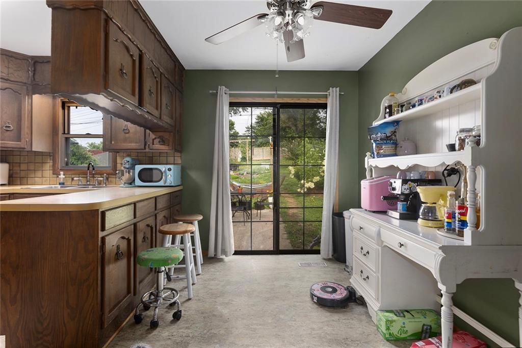 3622 NE Cypress Drive — photo 8