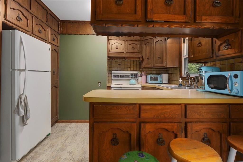 3622 NE Cypress Drive — photo 10